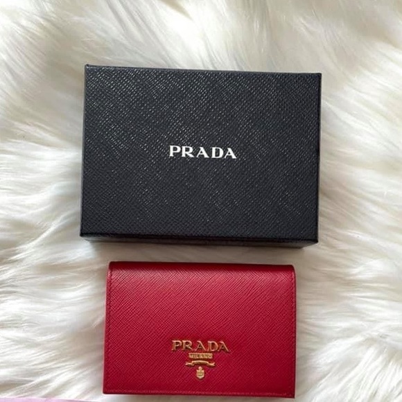 Prada Handbags - New Prada Small Saffiano Leather Wallet